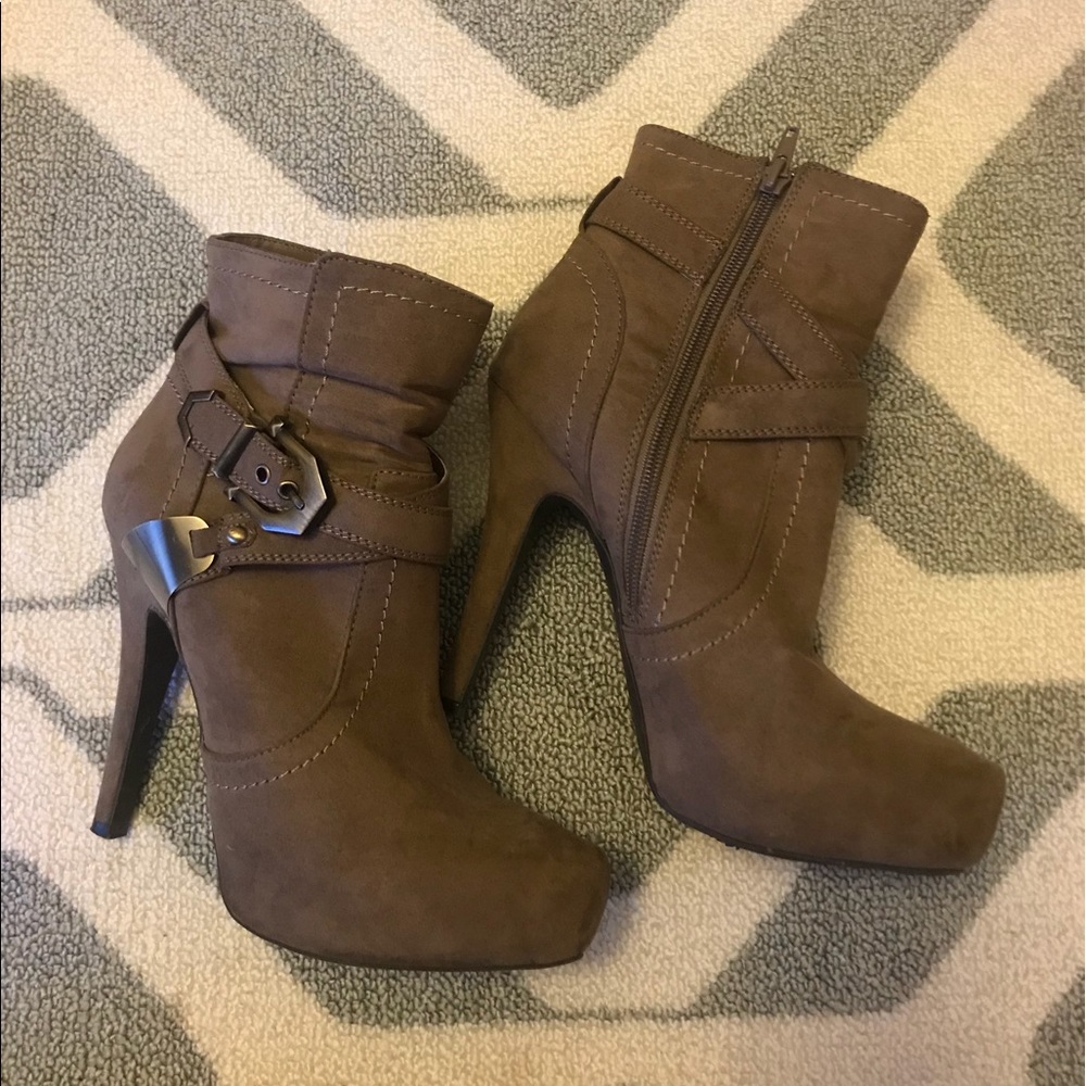 Guess Ankle Boots 5inch heel